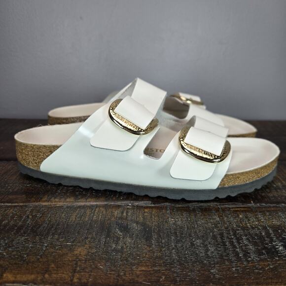 Birkenstock Shoes - Birkenstock Arizona Big Buckle Womens Size 7 EU 38 Narrow Sandals White Gold